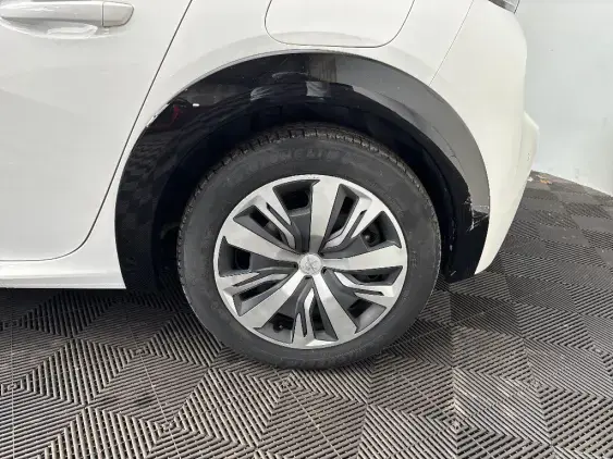 PEUGEOT 208 ELECTRIQUE II - voiture d'occasion - Photo 23