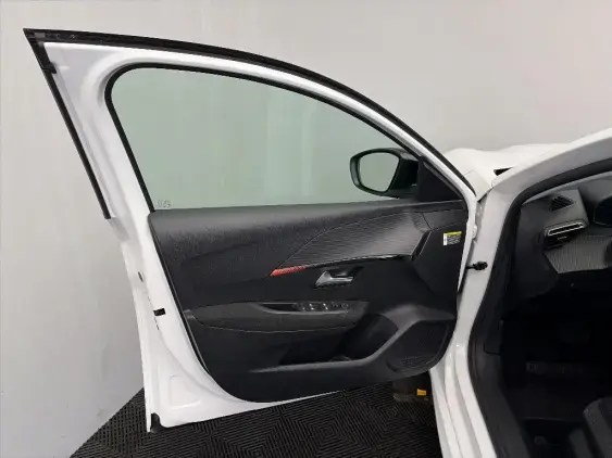 PEUGEOT 208 ELECTRIQUE II - voiture d'occasion - Photo 18