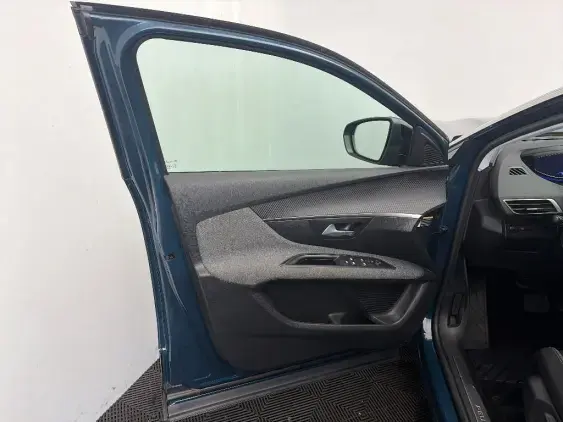 PEUGEOT 3008 II - voiture d'occasion - Photo 19