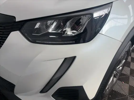 PEUGEOT 2008 II - voiture d'occasion - Photo 21