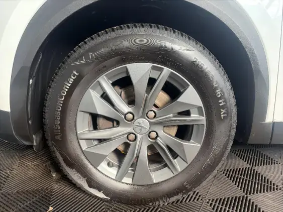 PEUGEOT 2008 II - voiture d'occasion - Photo 22