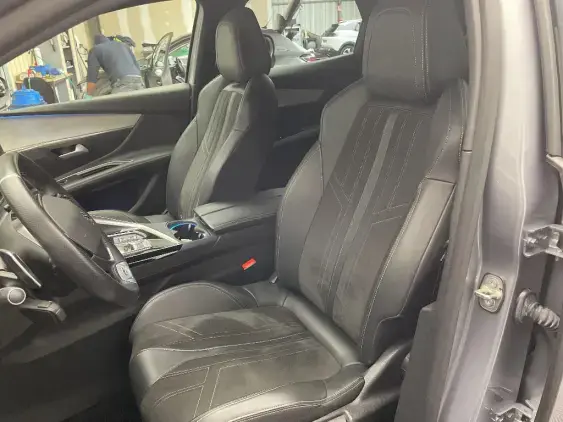 PEUGEOT 3008 II - voiture d'occasion - Photo 17