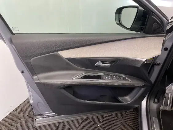 PEUGEOT 3008 II - voiture d'occasion - Photo 18