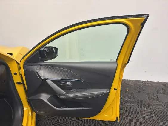 PEUGEOT 208 BUSINESS R II - voiture d'occasion - Photo 19