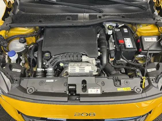 PEUGEOT 208 BUSINESS R II - voiture d'occasion - Photo 20