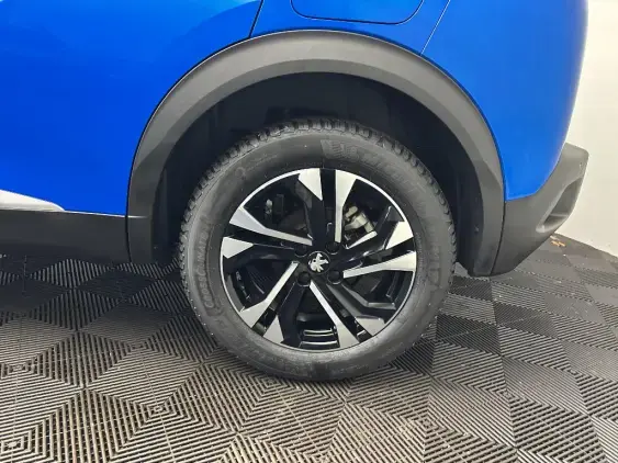 PEUGEOT 2008 II - voiture d'occasion - Photo 23