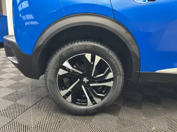 PEUGEOT 2008 II - voiture d'occasion - Photo 24