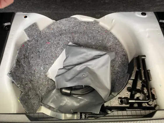 PEUGEOT 2008 II - voiture d'occasion - Photo 17