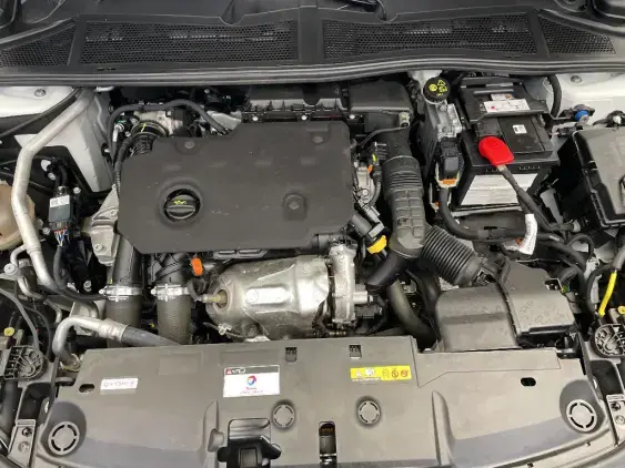 PEUGEOT 308 III - voiture d'occasion - Photo 20