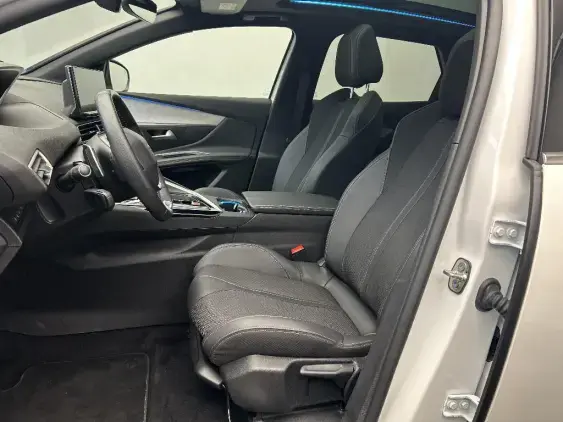 PEUGEOT 3008 II - voiture d'occasion - Photo 17