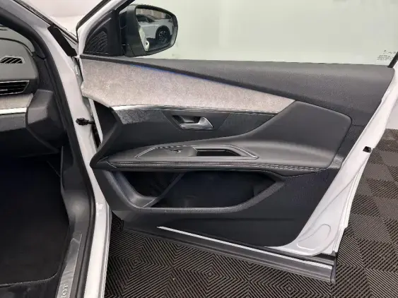 PEUGEOT 3008 II - voiture d'occasion - Photo 19