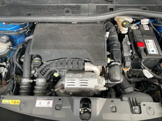 PEUGEOT 2008 II - voiture d'occasion - Photo 19