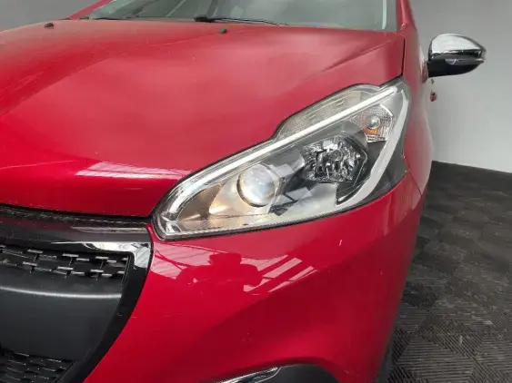 PEUGEOT 208 - voiture d'occasion - Photo 22