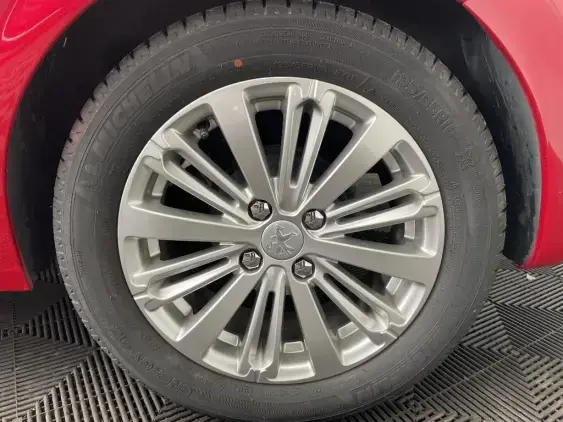 PEUGEOT 208 - voiture d'occasion - Photo 24