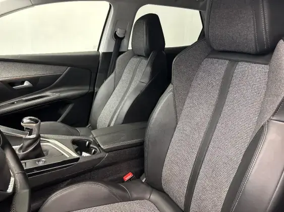 PEUGEOT 3008 II - voiture d'occasion - Photo 18