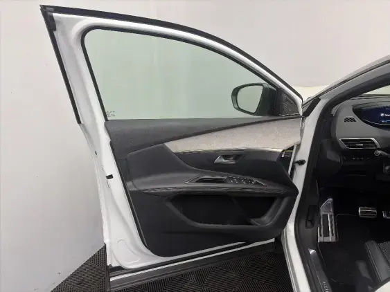 PEUGEOT 3008 II - voiture d'occasion - Photo 18