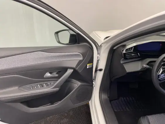 PEUGEOT 308 III - voiture d'occasion - Photo 19