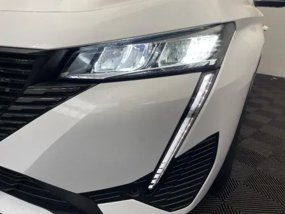 PEUGEOT 308 III - voiture d'occasion - Photo 22