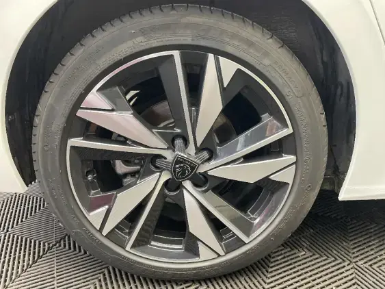 PEUGEOT 308 III - voiture d'occasion - Photo 25