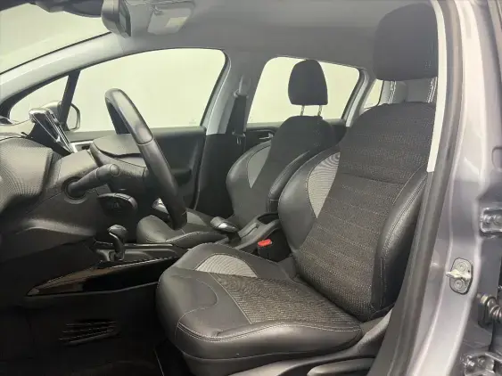 PEUGEOT 2008 - voiture d'occasion - Photo 17