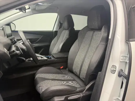 PEUGEOT 3008 II - voiture d'occasion - Photo 18