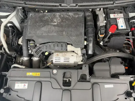 PEUGEOT 3008 II - voiture d'occasion - Photo 21