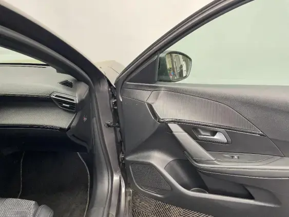 PEUGEOT 208 BUSINESS R II - voiture d'occasion - Photo 16