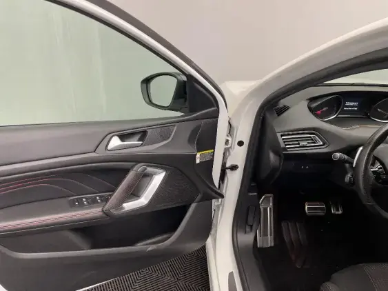 PEUGEOT 308 II - voiture d'occasion - Photo 19