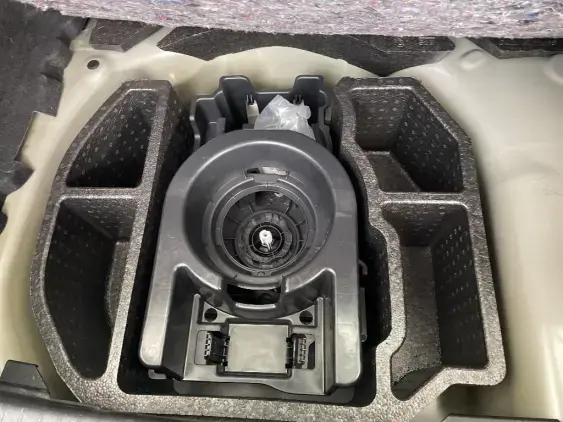 PEUGEOT 208 BUSINESS R II - voiture d'occasion - Photo 16