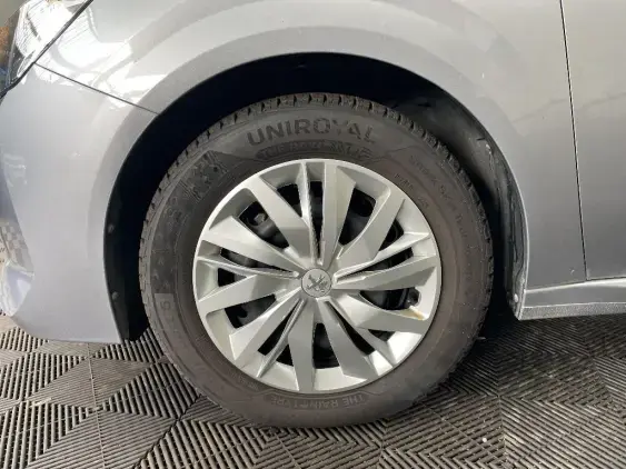 PEUGEOT 208 BUSINESS R II - voiture d'occasion - Photo 22