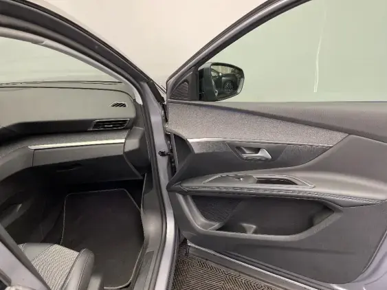 PEUGEOT 3008 II - voiture d'occasion - Photo 20