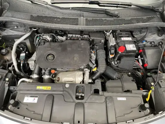 PEUGEOT 3008 II - voiture d'occasion - Photo 21