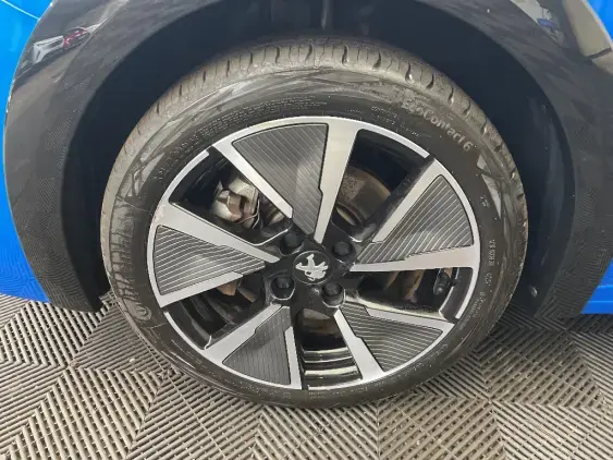 PEUGEOT 208 ELECTRIQUE II - voiture d'occasion - Photo 22