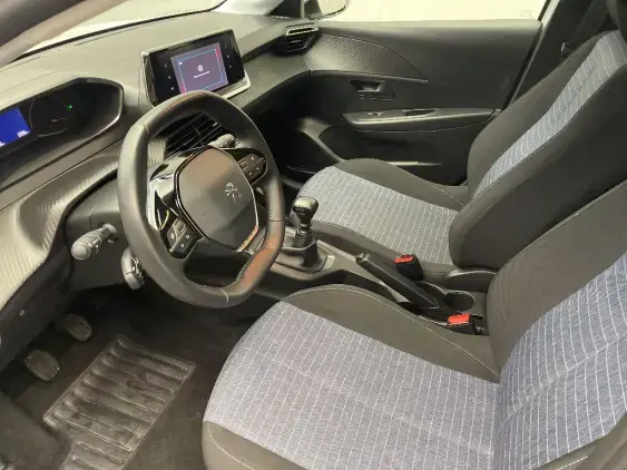 PEUGEOT 208 II - voiture d'occasion - Photo 18