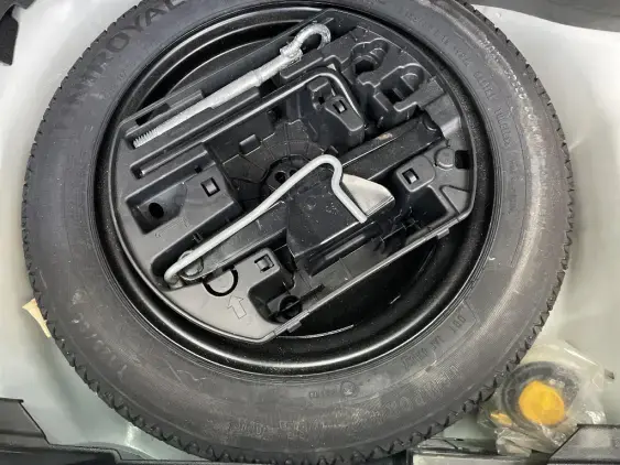 PEUGEOT 208 II - voiture d'occasion - Photo 17