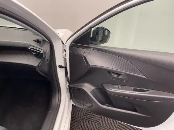 PEUGEOT 208 II - voiture d'occasion - Photo 20