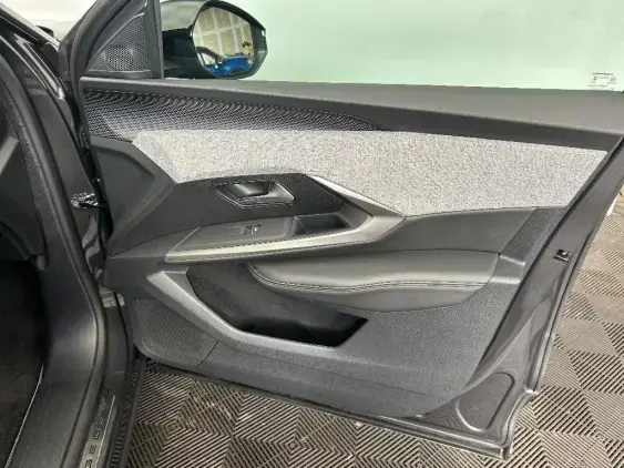 PEUGEOT 3008 III - voiture d'occasion - Photo 19