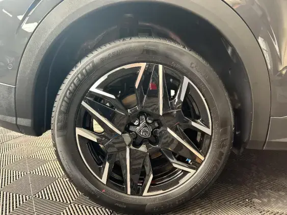 PEUGEOT 3008 III - voiture d'occasion - Photo 24