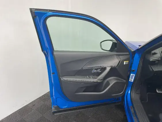 PEUGEOT 2008 ELECTRIQUE II - voiture d'occasion - Photo 19