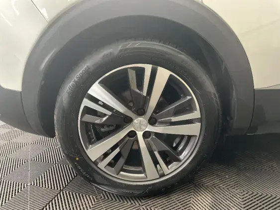 PEUGEOT 3008 II - voiture d'occasion - Photo 24