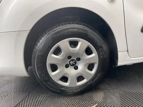 PEUGEOT PARTNER II - voiture d'occasion - Photo 22