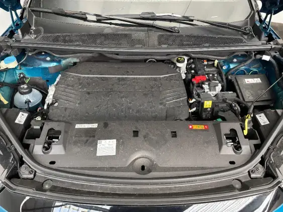 PEUGEOT 3008 ELECTRIQUE III - voiture d'occasion - Photo 21