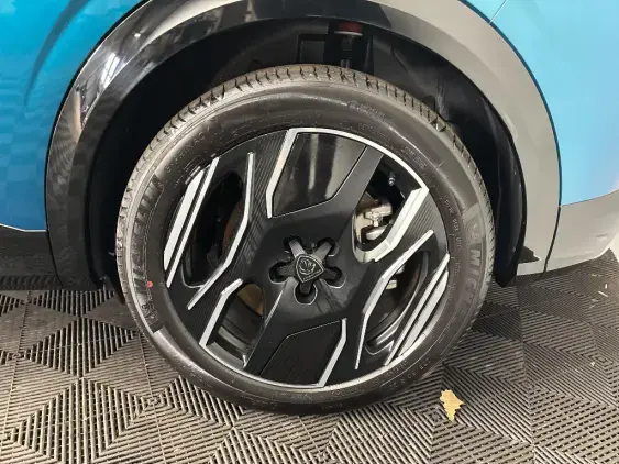 PEUGEOT 3008 ELECTRIQUE III - voiture d'occasion - Photo 24