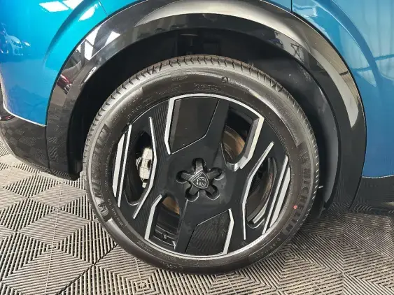 PEUGEOT 3008 ELECTRIQUE III - voiture d'occasion - Photo 25