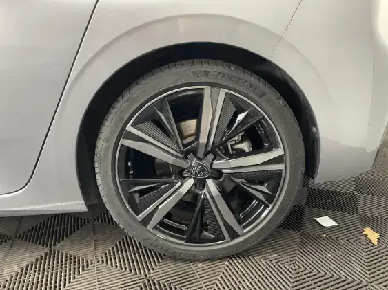 PEUGEOT 308 III - voiture d'occasion - Photo 24