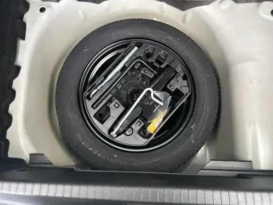 PEUGEOT 208 II - voiture d'occasion - Photo 17