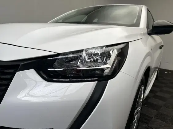 PEUGEOT 208 II - voiture d'occasion - Photo 20