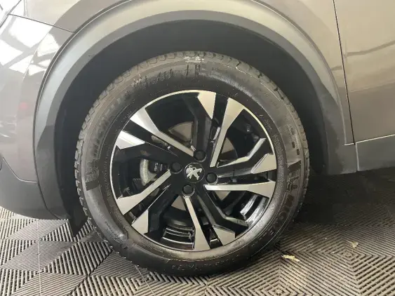 PEUGEOT 2008 II - voiture d'occasion - Photo 23