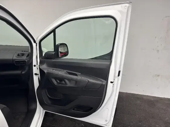 PEUGEOT PARTNER III - voiture d'occasion - Photo 18