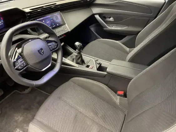 PEUGEOT 308 III - voiture d'occasion - Photo 18